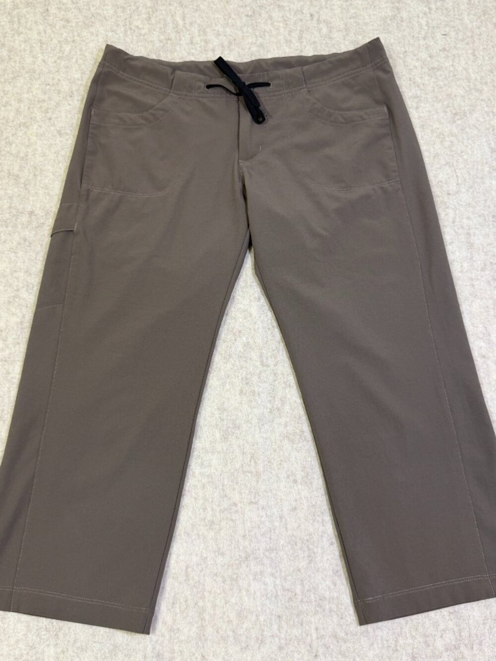 Patagonia Happy Hike Capris Size 6 Earthenware Brown Hiking Pants